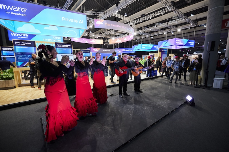 The Expo Bash at VMware Explore Barcelona flamenco dancers