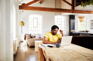 Call center agent working from home