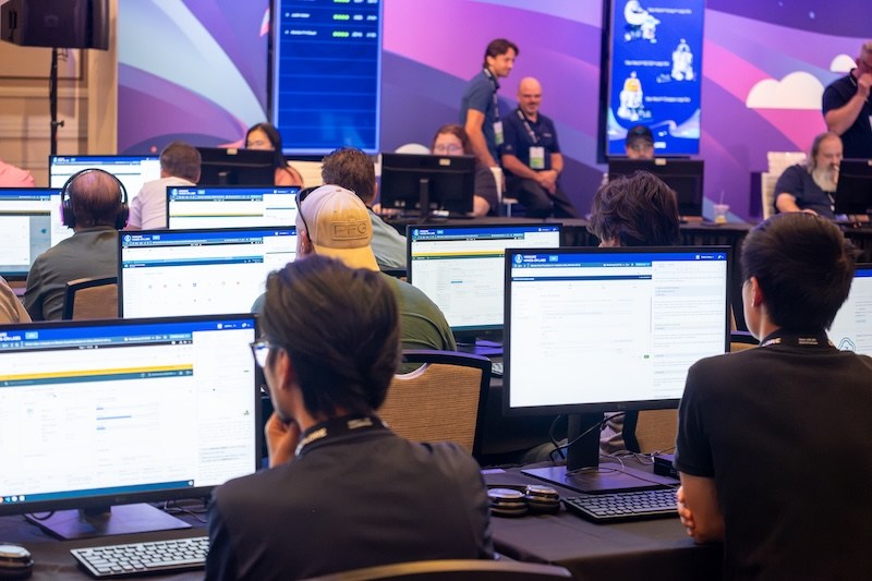 Attendees at Hands-on Labs at VMware Explore in Las Vegas